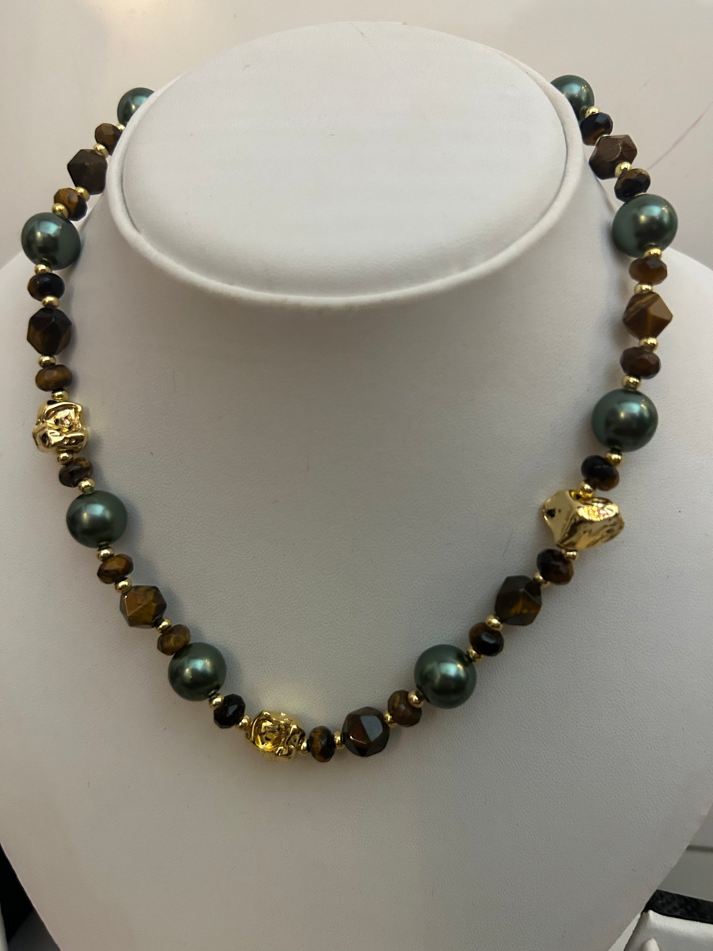 Designer Premium party wear necklace with Healing stones