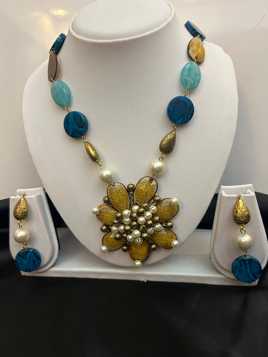 Designer Premium handcrafted party wear necklace